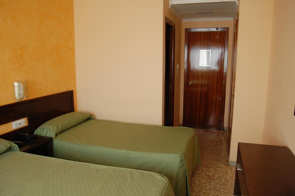 קלאנדה Hotel Balfagon חדר תמונה
