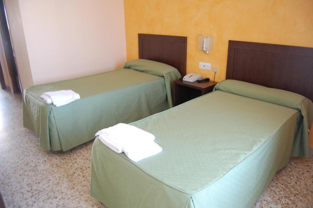 קלאנדה Hotel Balfagon חדר תמונה